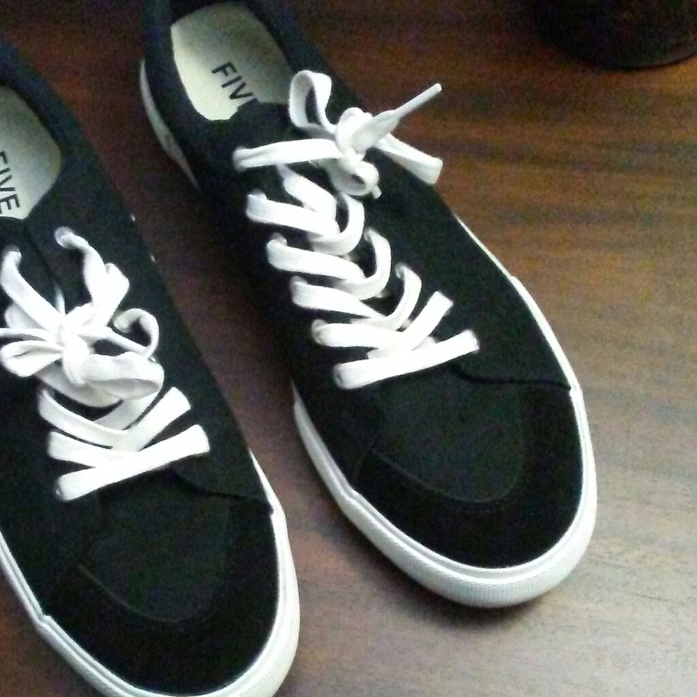 Five Four Sneakers (Never worn)